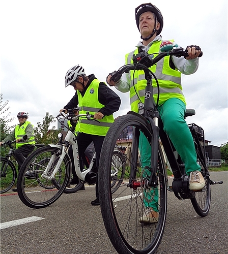 <em>Auf die Plätze, fertig …:</em> Volle Konzentration bei allen Teilnehmenden vor dem Start.