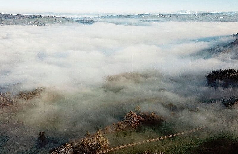 Sonne lange kaum zu sehen: Im Dezember lag oft dicker Nebel über dem Seetal.  Foto: Andreas Walker
