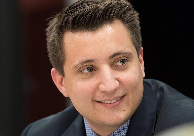<em>Erntete im Einwohnerrat lobende Worte für sein Vorgehen bei den Sozialen Diensten:</em> FDP-Stadtrat Andreas Schmid. Foto: Alex Spichale