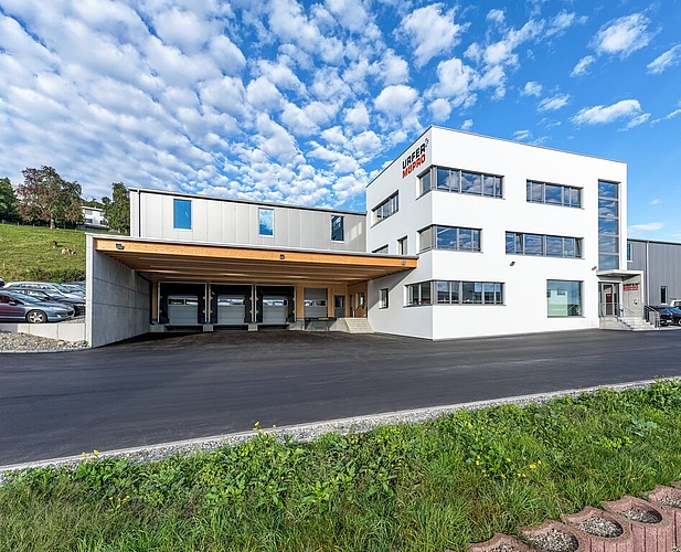 <em>Zweckbau im Industriequartier:</em> Neubau der Urfer-Müpro AG in Beinwil am See. Foto: zvg <em>Zweckbau im Industriequartier:</em> Neubau der Urfer-Müpro AG in Beinwil am See. Foto: zvg