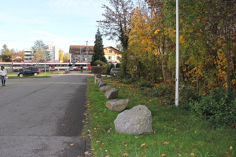 Geplant: Der neue Bushof rechts neben der Talstrasse. Foto: Alfred Gassmann