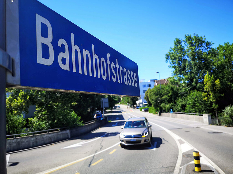 Löste grosse Diskussionen aus: Die Lenzburger Bahnhofstrasse zwischen Seetalplatz und Bahnhof wird saniert. Foto: Fritz Thut