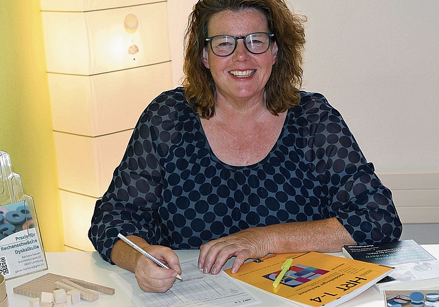 Barbara Gasser in ihrer Praxis.Foto: Andreas Walker