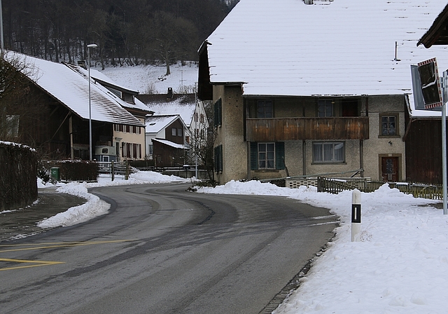 Ammerswil: Die Durchgangsstrasse wird noch in diesem Jahr mit einem neuen Belag versehen. (mpa)