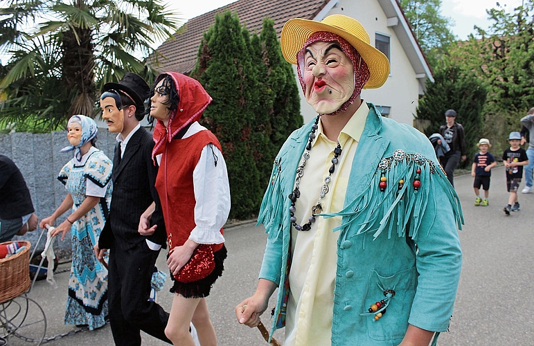 Die maskierten Eieraufleser können sich sehen lassen.Foto: Debora Hugentobler