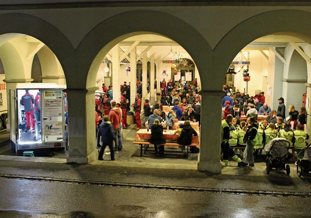 Full House unter den Arkaden: Der letzte Racletteabend war der besucherstärkste in seiner Geschichte.Foto: Debora Hugentobler