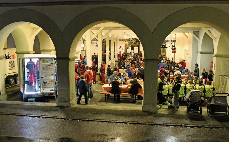 Full House unter den Arkaden: Der letzte Racletteabend war der besucherstärkste in seiner Geschichte.Foto: Debora Hugentobler