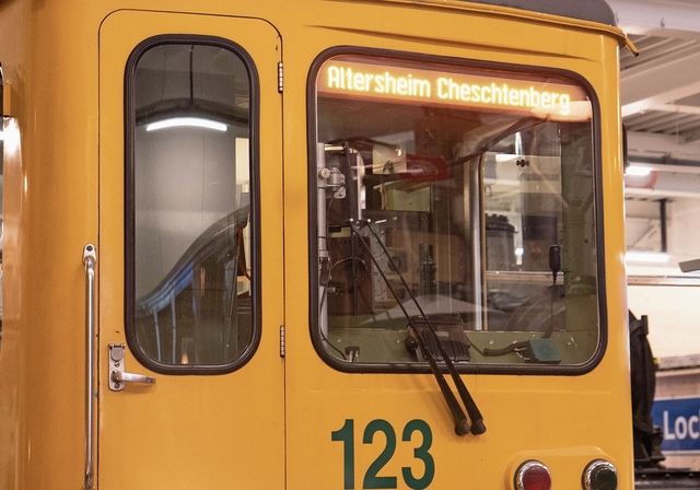 Nächster Halt Altersheim Chestenberg.Foto: Peter Winkelmann 