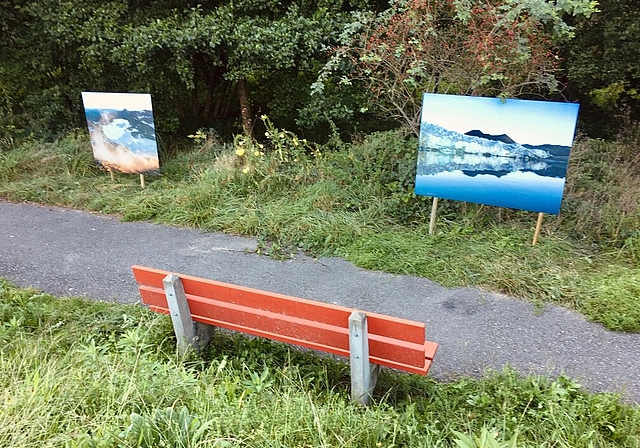 «Warning Signs» am Aabach: Fotos zu Klimawandel und Gletscherschmelze. Foto: zvg/ffl
