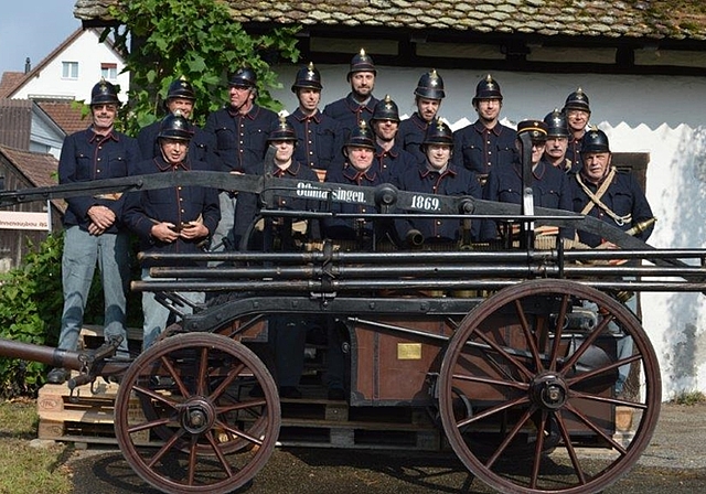 <em>Herausgeputzt: </em>Auch die Feuerwehr Maiengrün geht am 23. Schweizerischen Handdruckspritzenwettbewerb mit ihrer Handdruckspritze an den Start. Foto: zvg