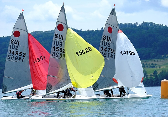 <em>Spannung angesagt: </em>Auf dem Hallwilersee findet die internationale Schweizer Meisterschaft der Fireball-Segler statt. Foto: Monika Widmer