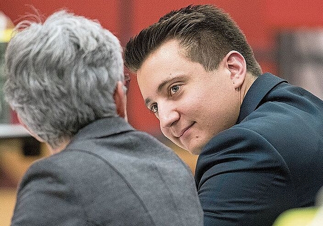 Können Bedarf für neue Stellen belegen: Vizeammann Franziska Möhl und Stadtrat Andreas Schmid, hier während einer Einwohnerratssitzung. Archivfoto: Alex Spichale