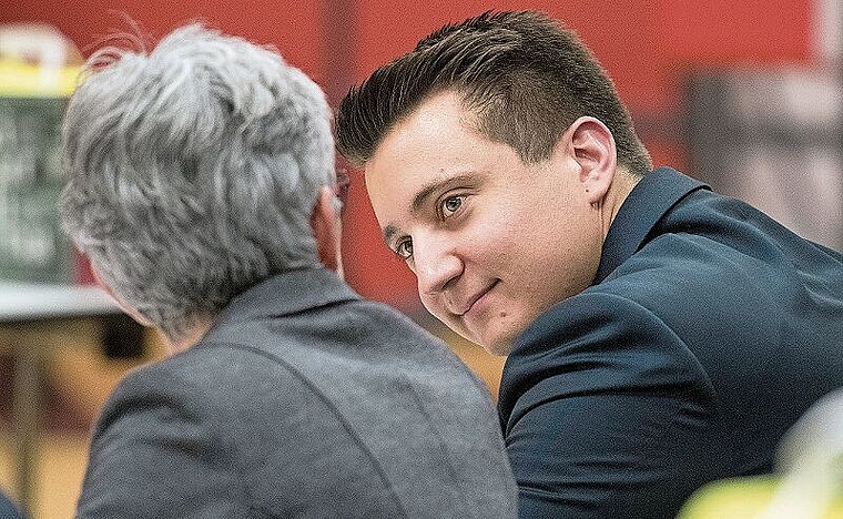 Können Bedarf für neue Stellen belegen: Vizeammann Franziska Möhl und Stadtrat Andreas Schmid, hier während einer Einwohnerratssitzung. Archivfoto: Alex Spichale