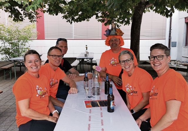 Bereit für den  Parcours: Die Damenriege Sarmenstorf feierte Geburtstag.Foto: Verena Schmidtke
