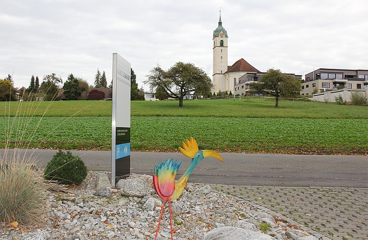 Bleibt nicht grün: Der Kirchrain in Meisterschwanden wird überbaut, jedoch mit aller Sorgfalt. Foto: Alfred Gassmann