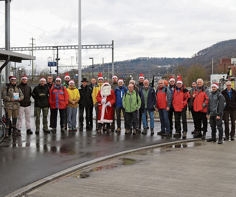 Neben den monatlich stattfindenden Stämmen, bei denen sich die OG Lenzburg regelmässig in verschiedenen Restaurants und Bars in Lenzburg trifft, nimmt der Schinznacher Bummel eine besondere Stellung ein.Foto: zvg