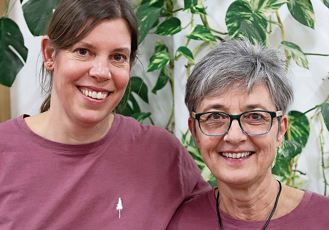Die neue Co-Präsidentin: Flavia Geiger und die scheidende Präsidentin Monica Locher-Schenk.Foto: NVSVLenzburg