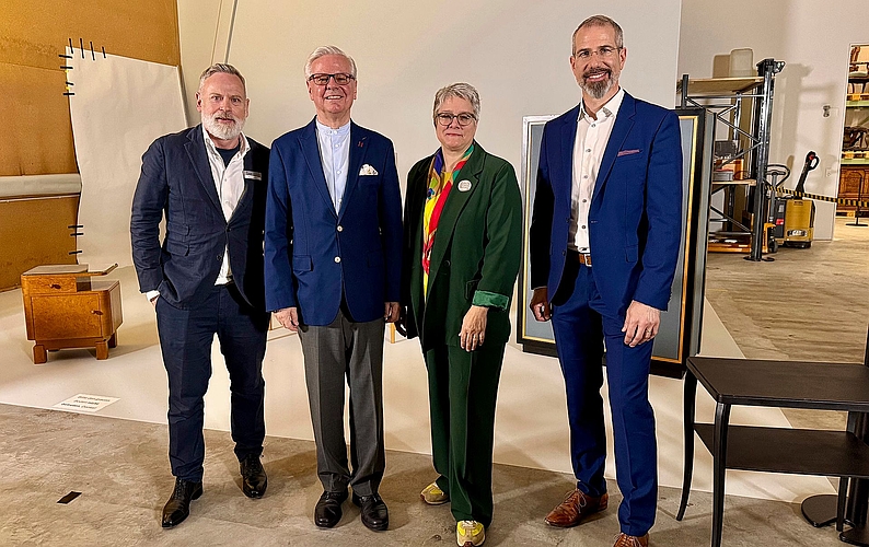 Stellten das Werk vor: Rudolf Velhagen, Dieter Pfister, Anita Simeon Lutz und Marco Sigg. Foto: Verena Schmidtke