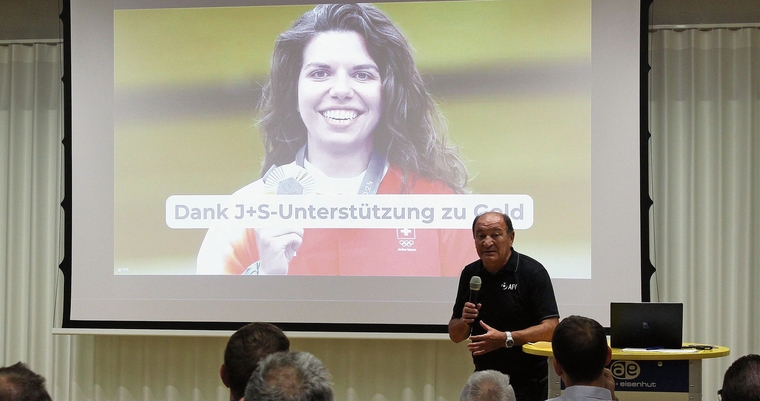 Luigi Ponte, Präsident des Aargauer Fussballverbands, hofft auf einen Vernunftsentscheid des Aargaus.Foto: Debora Hugentobler