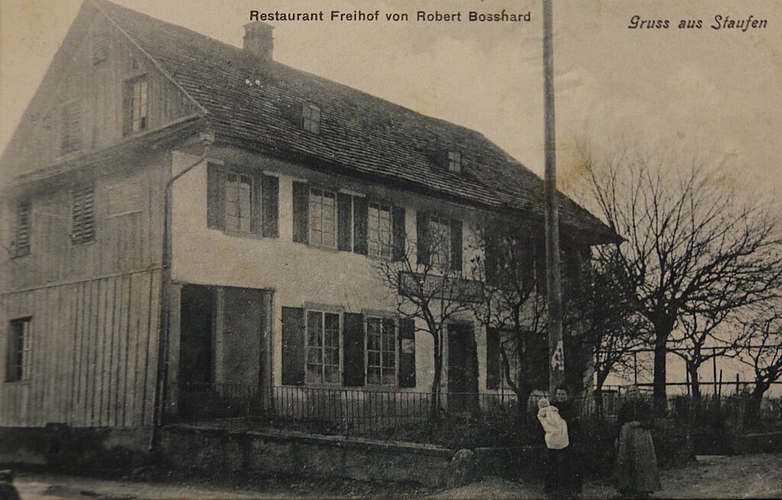 Inmitten von Wiesland und Obstbäumen: Eine Postkarte aus dem Jahre 1909 zeigt das Restaurant Freihof. Foto: zvg Inmitten von Wiesland und Obstbäumen: Eine Postkarte aus dem Jahre 1909 zeigt das Restaurant Freihof. Foto: zvg