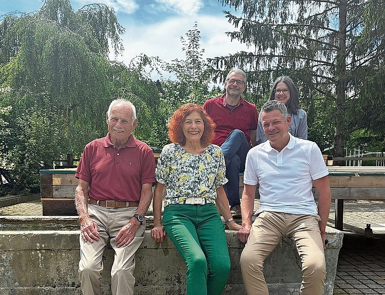Das Operettenensemble zeigt «Tylla spielt mit der Macht der Musik» in der Wirtschaft Niesenberg mit Ulrich Fischer, Hanna Matti, Sven Bachmann, Jürg Meyer, Sabine Bachmann.Foto: Philipp Fellner