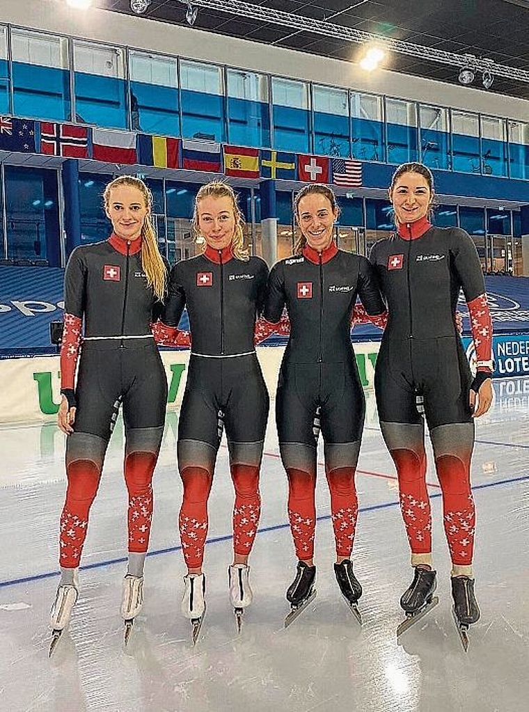 Eisschnelllauf: Team Schweiz mit Vera Güntert, Kaitlyn McGregor, Nadja Wenger und der Mörikerin Ramona Härdi. Foto: zvg