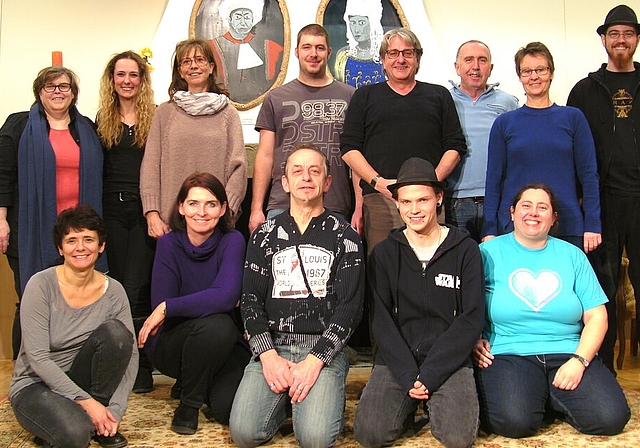 Sie verbindet die Liebe zum Theater: Die Rupperswiler Theatergruppe «Tangram». Foto: Stefanie Osswald
