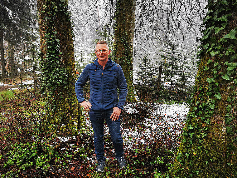 Prägt seit 30 Jahren die Wälder rund um Seon: Marcel Hablützel, Revierförster und Betriebsleiter des Forstbetriebs Region Seon. Foto: Fritz Thut