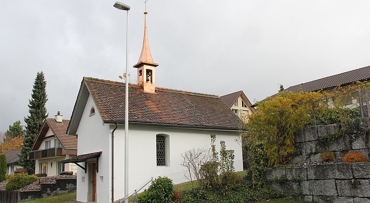 Erstrahlt in neuem Glanz: Die renovierte St.-Anna-Kapelle in Sarmenstorf. Foto: Alfred Gassmann