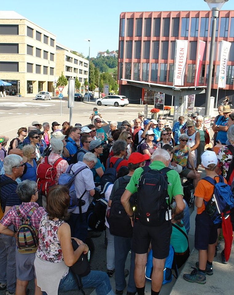 <em>Aargauer Wanderwege sind gerüstet:</em> Ab Sonntag, 2. Februar, geht es in der Region wieder auf zu neuen Wanderungen. Foto: AG