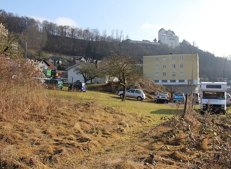 Am Dorfrand Holderbank: Bauzone, die sich intensiver nutzen lässt. Foto: AG
