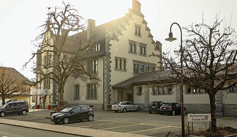 Auf der Kanzlei der Seetaler Zentrumsgemeinde kommt es zu strukturellen Veränderungen.Foto: Chris Iseli