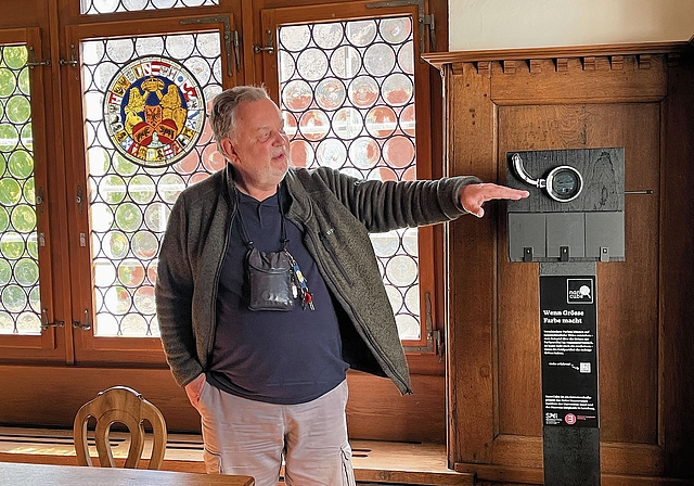 Erbauer der NanoCubes Markus Dürrenberger baute die fünf Säulen in seiner eigenen Werkstatt zuhause.Foto: zvg
