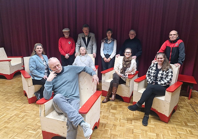 Blick aufs aktuelle Ensemble: Die «Theaterlüüt» Othmarsingen.Foto: zvg