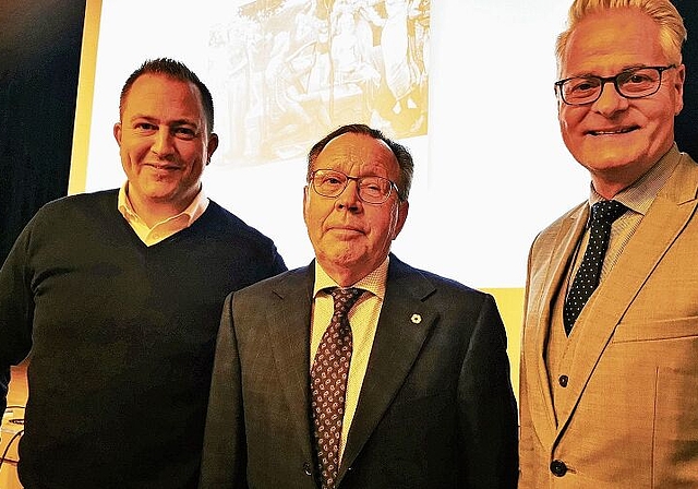 Sprachen an der Buchvernissage: Autor und Koordinator Marc Philip Seidel, Museum-Burghalde-Stiftungsratspräsident Urs F. Meier und der kantonale Denkmalpfleger Reto Nussbaumer.Foto: Fritz Thut

