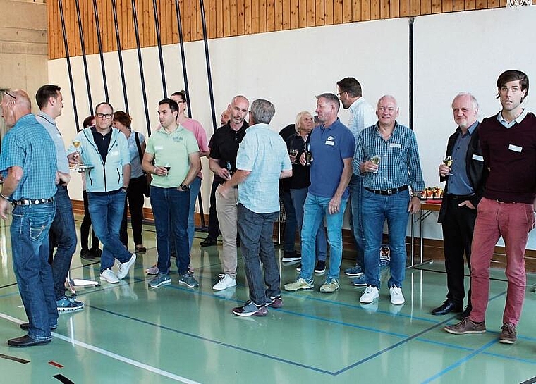 Dank der Gemeinde: Behörden- und Kommissionsapéro in Sarmenstorf. Foto: Alexander Studer