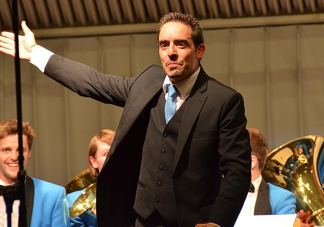 <em>Aargauer Meister der Höchstklasse:</em> Die Brass Band Imperial Lenzburg unter Dirigent Rafael Camartin am Kantonalmusikfest in Laufenburg. Foto: zvg