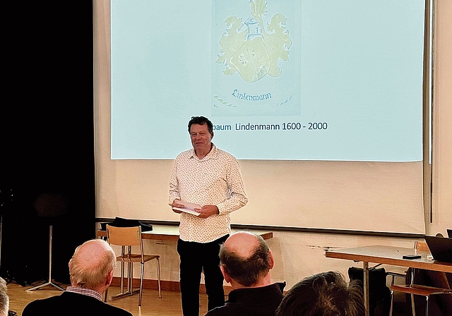 Präsident Daniel Humbel begrüsst die Anwesenden.Foto: Verena Schmidtke