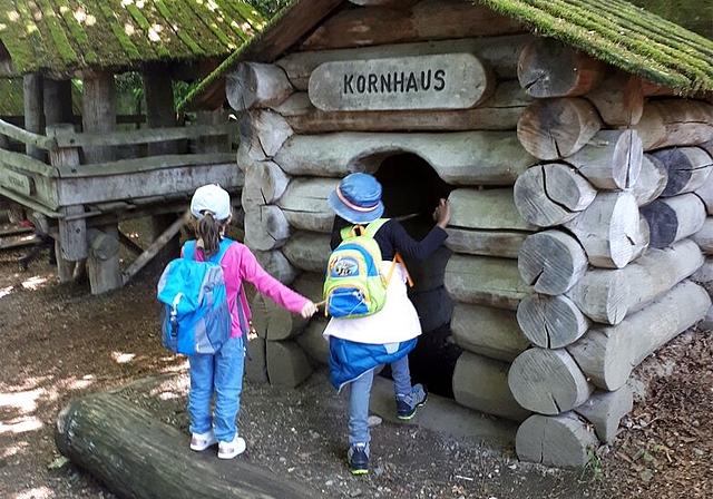 <em>Wird saniert:</em> Die bei Kindern beliebte Spielburg Waldegg beim Schloss Lenzburg. Foto: zvg