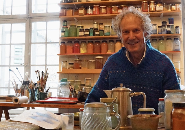 Fritz Huser in seiner «zweiten Stube» – seinem Atelier. Foto: Rinaldo Feusi