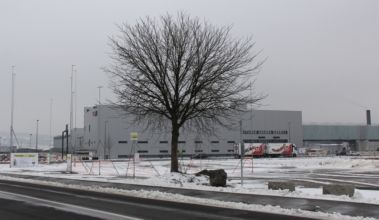 Geplanter Hotel-Neubau: Auf dem Areal bei der Schoren-Kreuzung. (AG)