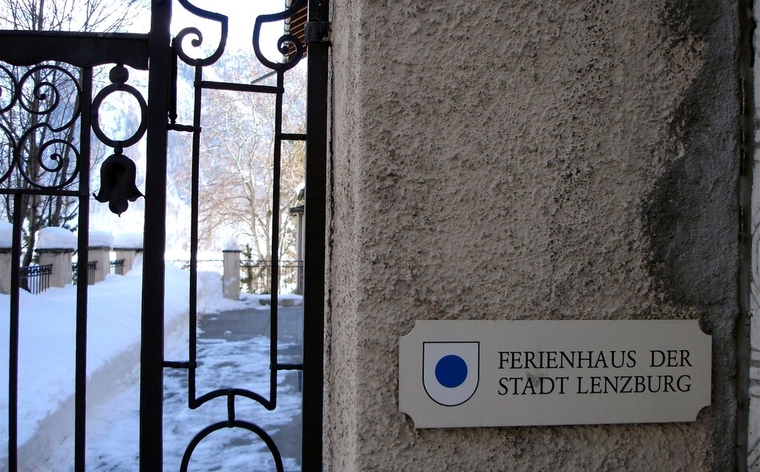 Sorgt für saftige Voten: Das «Ferienhaus der Stadt Lenzburg» in Samedan.Foto: tf