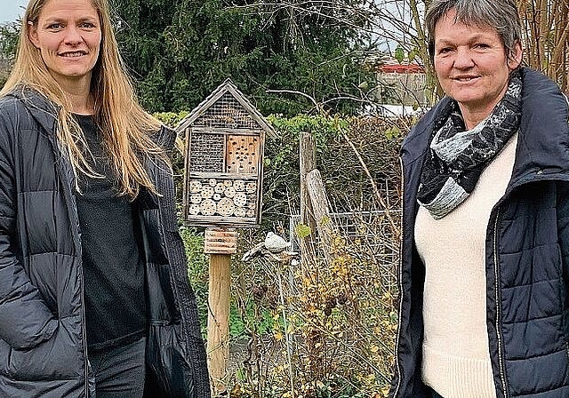 Vertreten die Interessengemeinschaft Kanti Lenzburg: Martina Kerschbaumer-Baumann und Myrtha Dössegger. Foto: Ruth Steiner