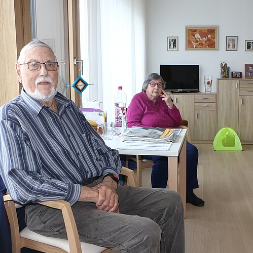 Nur das Büsi fehlt noch: Herbert und Ruth Rohr sind im neuen Zuhause gut angekommen.
