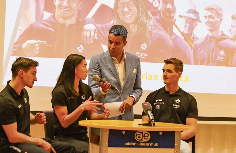 Auch Luca Giubellini, Florian Langenegger und Anny Wu wurden empfangen.Foto: Romi Schmid Auch Luca Giubellini, Florian Langenegger und Anny Wu wurden empfangen.Foto: Romi Schmid