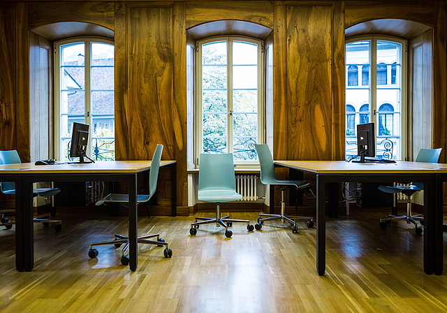 Wird vorerst kein Verwaltungsbüro: Blick in ein Zimmer im aufwendig renovierten KV-Schulhaus am Lenzburger Freischarenplatz. Foto: Chris Iseli