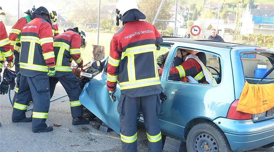 Diffizile Strassenrettung.