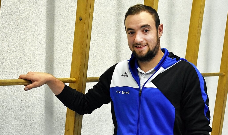 Vor dem Turnerabend besonders gefordert: Michael Gloor, der Präsident des Turnvereins Birrwil. Foto: Larissa Hunziker
