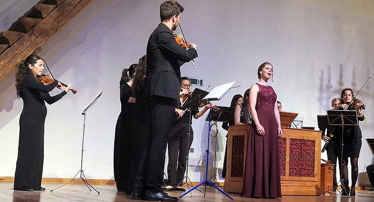 <em>Höchster Genuss:</em> MBL-Eröffnungskonzert mit I Pizzicanti und Kathrin Hottiger. Foto: tf