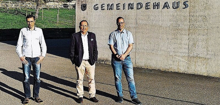 Präsentierten gute Zahlen für die Gemeinde Seengen: Steueramtsvorsteher Martin Suter, Gemeindeammann Jörg Bruder und Leiter Finanzen Beat Rölli. Foto: Fritz Thut